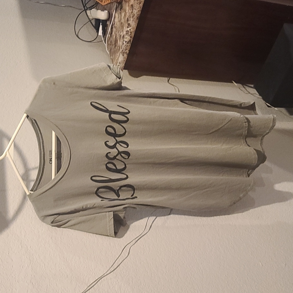 Shirt with slits on sides